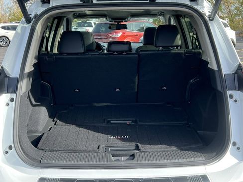 New 2026 Nissan Rogue Platinum image 40
