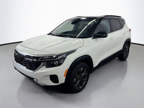 Used 2024 Kia Seltos S AWD/4WD image 5