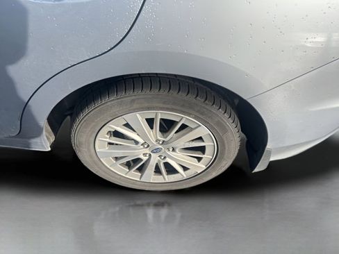 Used 2017 Subaru Impreza 2.0i Premium image 16