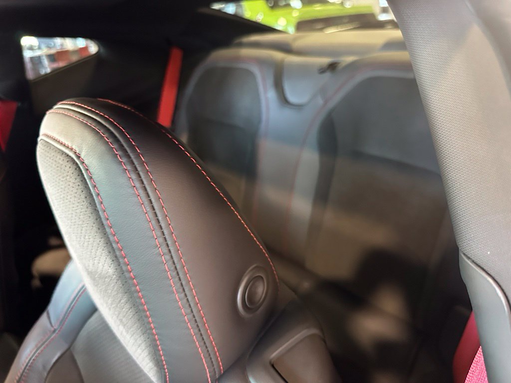 Used 2022 Chevrolet Camaro ZL1 RWD image 17