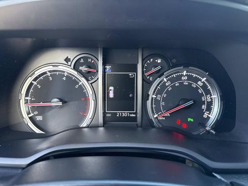 Used 2023 Toyota 4Runner Limited image 40