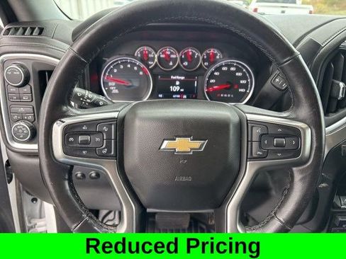 Used 2020 Chevrolet Silverado 1500 LT w/ Convenience Package image 16