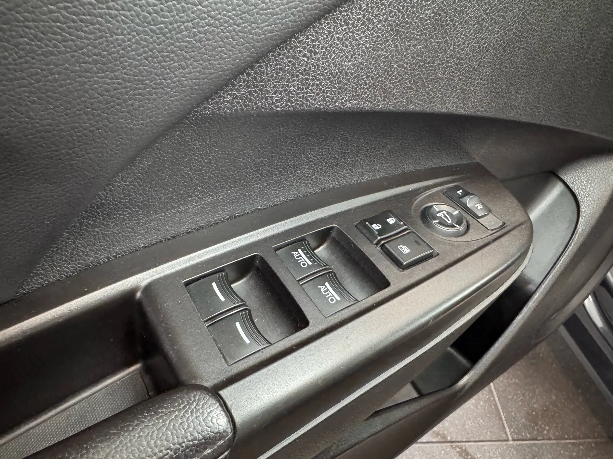 Used 2013 Acura RDX AWD image 19