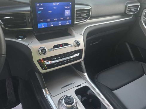 Used 2023 Ford Explorer XLT w/ Equipment Group 202A image 13