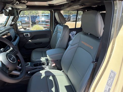 New 2026 Jeep Gladiator Mojave image 16