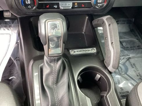 Used 2023 Ford Bronco Big Bend w/ Sasquatch Package AWD/4WD image 35