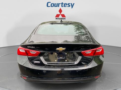 Used 2023 Chevrolet Malibu LS w/ Driver Confidence Package FWD image 4