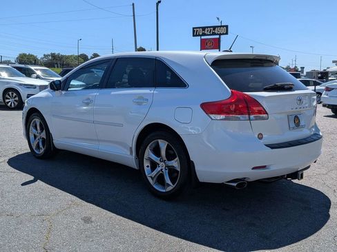 Used 2010 Toyota Venza FWD image 8