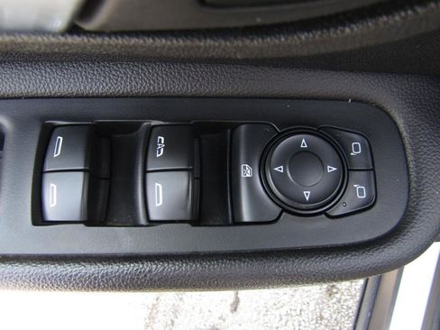 Used 2019 GMC Terrain SLE w/ Driver Convenience Package FWD image 11