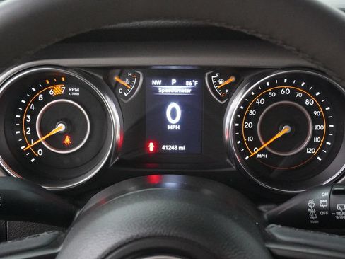Used 2023 Jeep Wrangler Sport AWD/4WD image 11