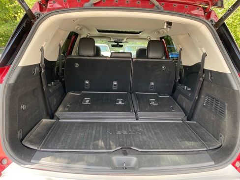 Used 2024 Nissan Pathfinder Platinum w/ Cargo Package AWD/4WD image 34