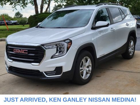 Used 2024 GMC Terrain SLE w/ Driver Convenience Package AWD/4WD image 7