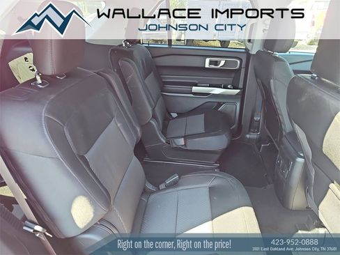 Used 2023 Ford Explorer XLT image 26
