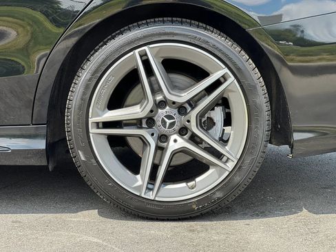 Used 2020 Mercedes-Benz C 300 4MATIC Sedan w/ AMG Line image 47
