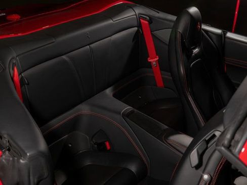Used 2019 Ferrari Portofino image 22