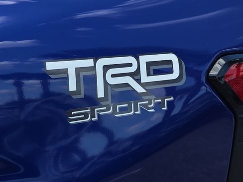 Certified 2025 Toyota Tacoma TRD Sport AWD/4WD image 30