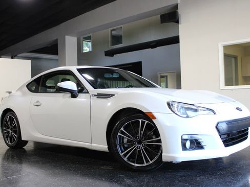 Used 2015 Subaru BRZ Limited w/ Popular Package #1B RWD image 1