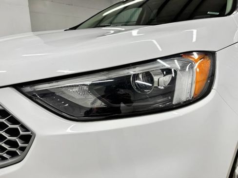 Used 2024 Ford Edge SEL AWD/4WD image 9