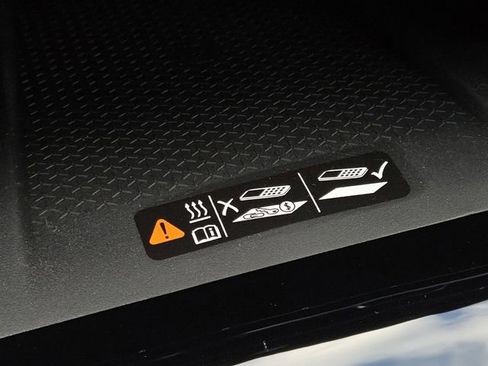 New 2026 Chevrolet Traverse LT w/ Driver Confidence Package image 8