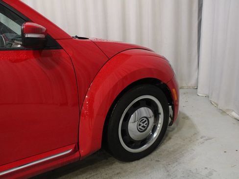 Used 2012 Volkswagen Beetle 2.5 FWD image 24