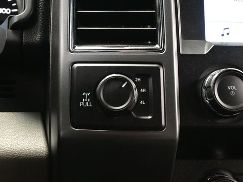 Used 2019 Ford F150 XLT image 20