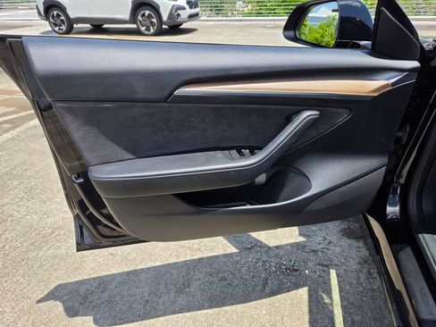 Used 2023 Tesla Model 3 Standard Range RWD image 27