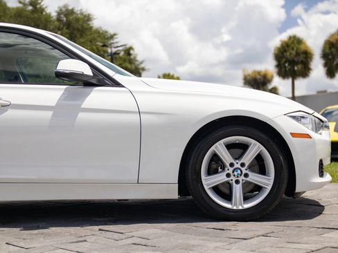 Used 2013 BMW 328i xDrive Sedan AWD/4WD image 16