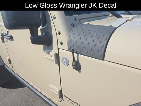 Used 2018 Jeep Wrangler Unlimited Sport AWD/4WD image 12