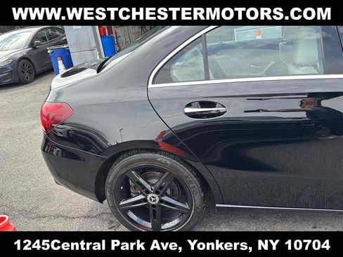 Used 2022 Mercedes-Benz A 220 4MATIC w/ Premium Package Lite image 10