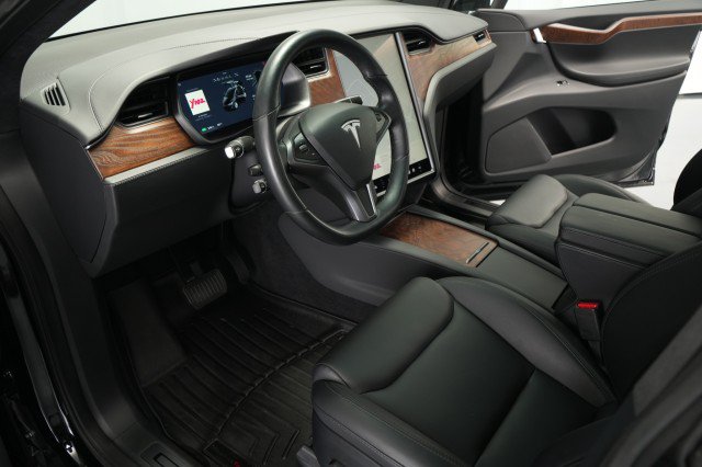 Used 2020 Tesla Model X Long Range AWD/4WD image 25
