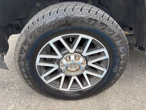 Used 2018 Ford F250 Lariat w/ Lariat Ultimate Package AWD/4WD image 9