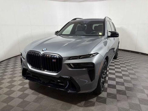 Certified 2024 BMW X7 M60i w/ Executive Package AWD/4WD image 3