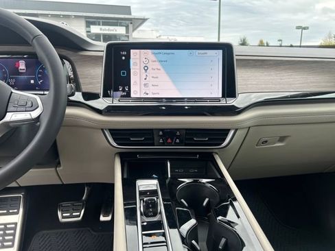 New 2026 Volkswagen Atlas SEL Premium R-Line image 22