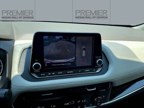 Certified 2023 Nissan Rogue SL AWD/4WD image 16