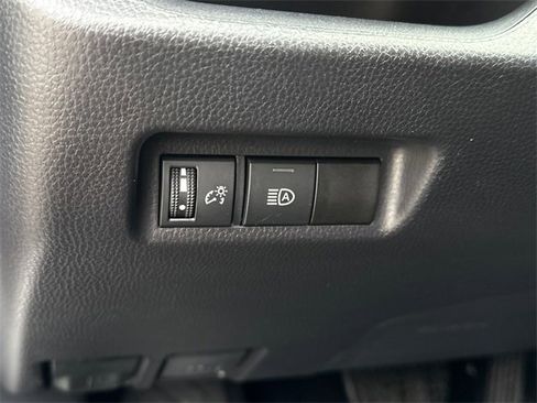 Certified 2025 Toyota RAV4 LE image 30