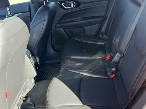 Used 2026 Jeep Compass Trailhawk image 7