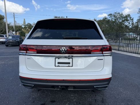 New 2026 Volkswagen Atlas SEL image 4