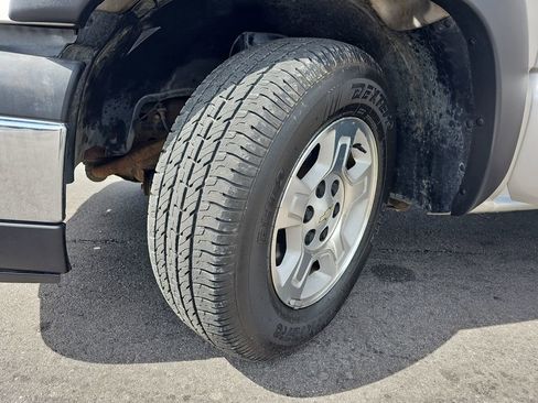 Used 2007 Chevrolet Silverado 1500 W/T RWD image 34