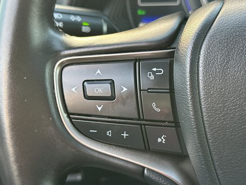 Used 2023 Lexus UX 250h FWD image 27
