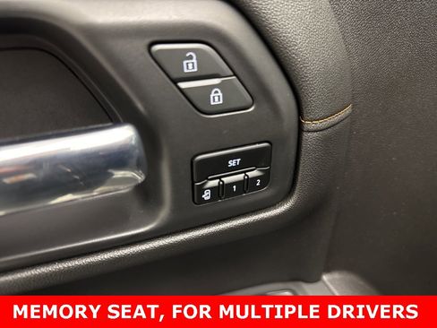 Used 2020 GMC Sierra 1500 AT4 w/ AT4 Premium Package image 5