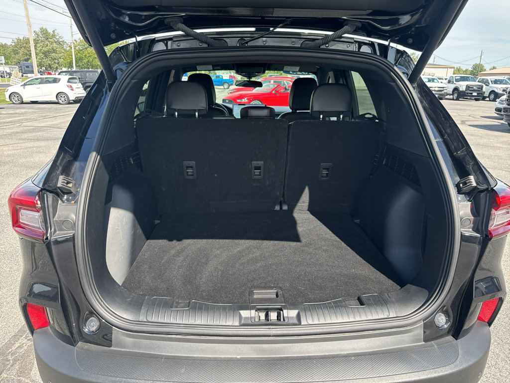 Used 2025 Ford Escape ST-Line w/ Tech Pack #1 AWD/4WD image 8