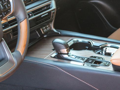 Used 2025 Lexus RX 350 Premium image 19