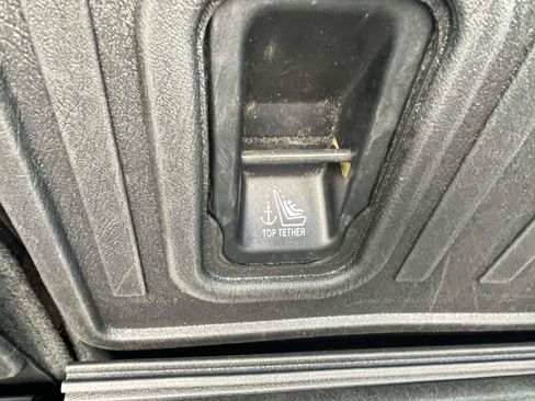Used 2025 Subaru Outback AWD/4WD image 7