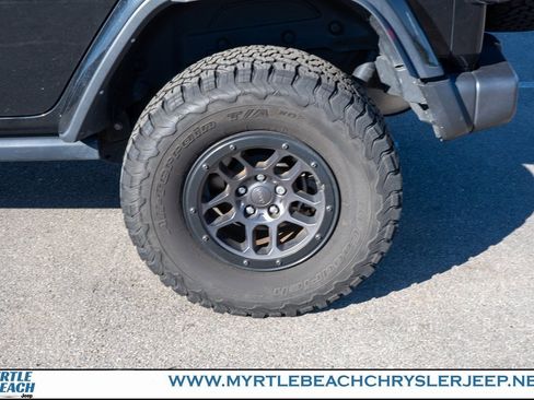 Used 2023 Jeep Wrangler Unlimited Rubicon w/ Xtreme 35 Tire Package image 13