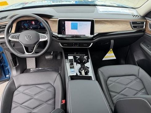 New 2026 Volkswagen Atlas SE image 14
