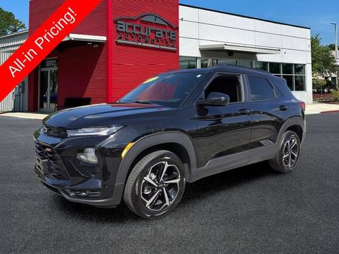 Used 2023 Chevrolet TrailBlazer RS w/ Convenience Package AWD/4WD image 1