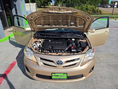 Used 2011 Toyota Corolla LE FWD image 49