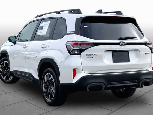 Used 2025 Subaru Forester Limited AWD/4WD image 12