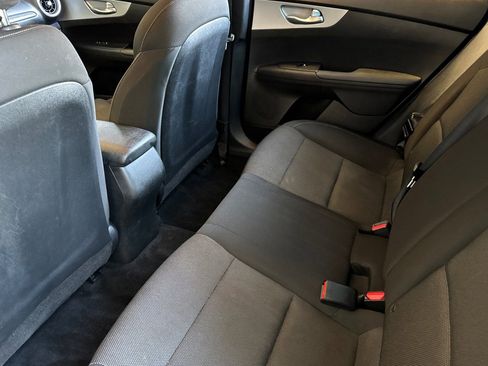 Used 2023 Kia Forte LXS w/ LXS Technology Package image 11