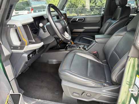 Used 2023 Ford Bronco Badlands AWD/4WD image 11